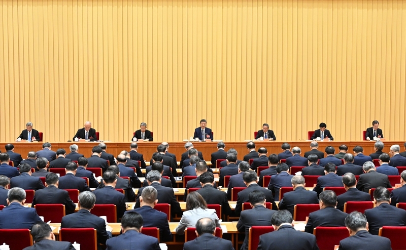 中央经济工作会议在北京举行 习近平发表重要讲话 李强作总结讲话 赵乐际王沪宁蔡奇丁薛祥李希出席会议